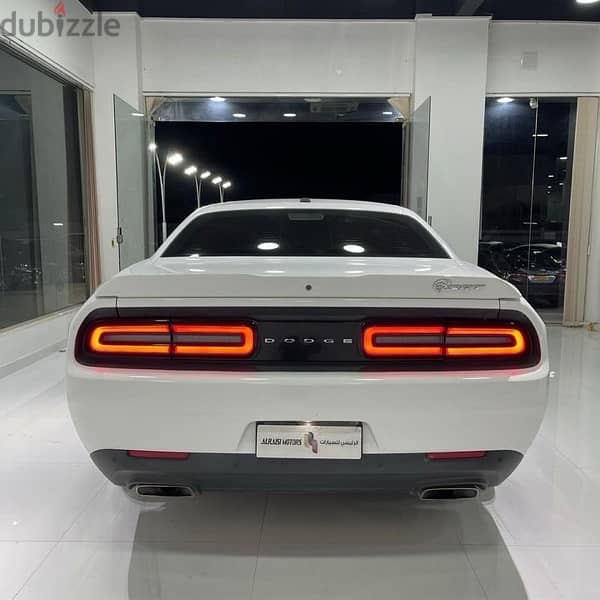 Dodge Challenger 2019 4