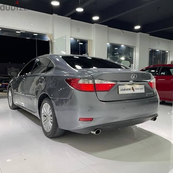 Lexus ES 350 2015 5