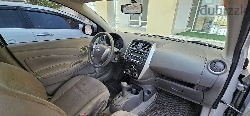 Nissan Sunny 2018 0