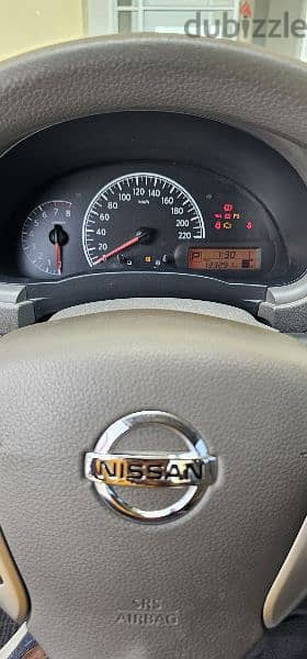 Nissan Sunny 2018 3