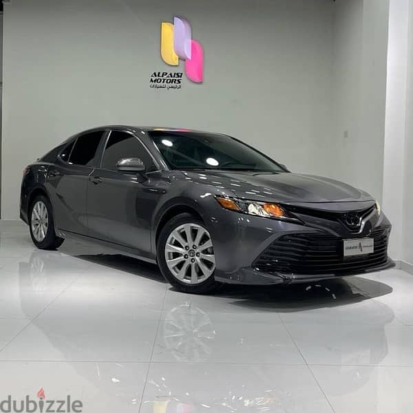 Toyota Camry 2019 4