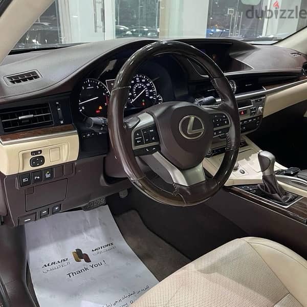 Lexus ES 350 2017 10