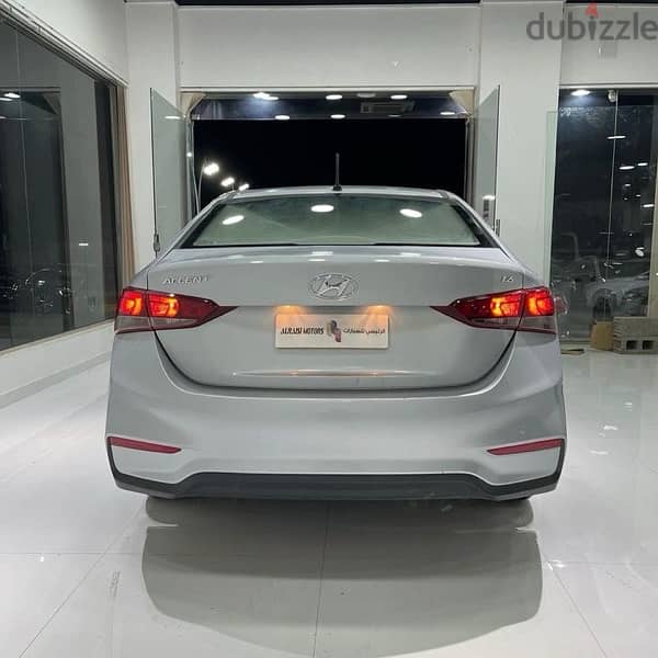 Hyundai Accent 2019 4