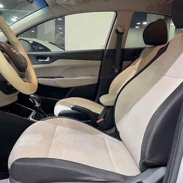 Hyundai Accent 2019 12