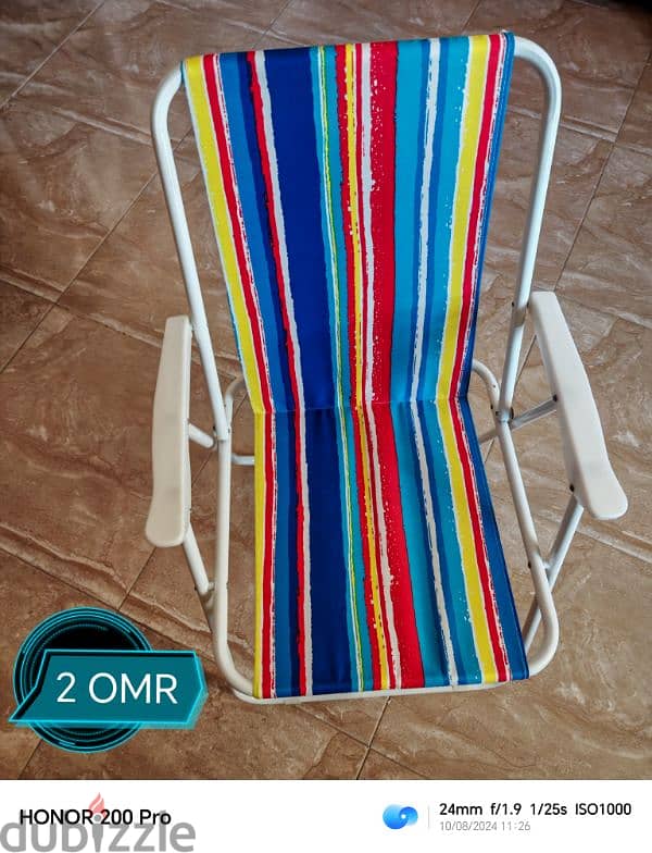 Beach side chairs in good condition 0