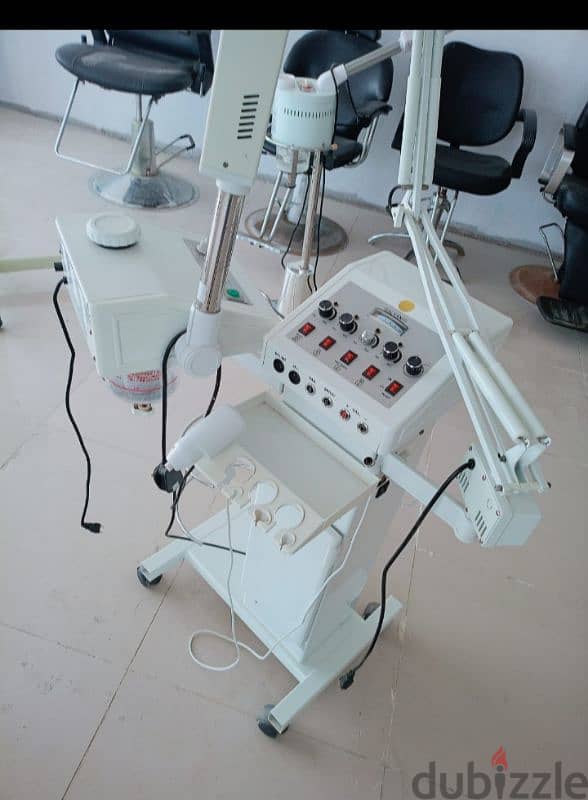 beauty parlor equipment sale. 91141156 0