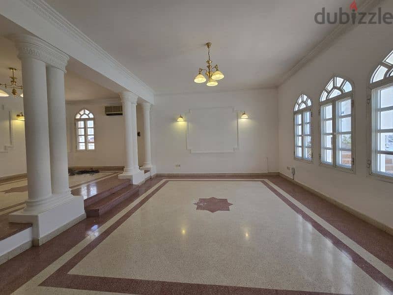 4BR+1 at Qurum 29 3