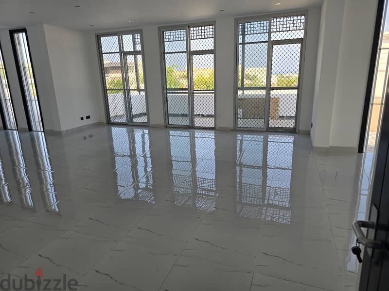 villa for rent in Madinat Al Elam 19