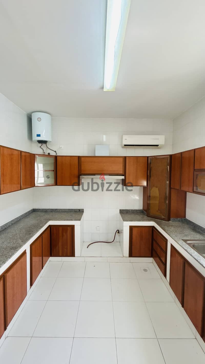 Villa for rent in Qurum - 2 mins from the beach 5