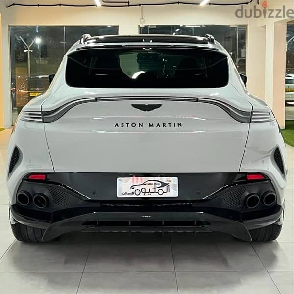 Aston Martin DBX 707 2023 3