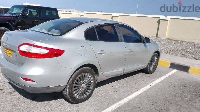 Renault Fluence 2011 4