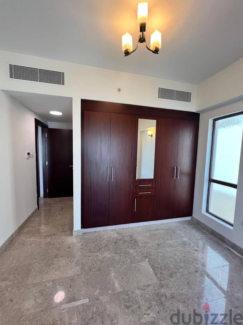 Apartment for Sale in  Mawaleh, behind City Centre 3rd floor 148m. 5