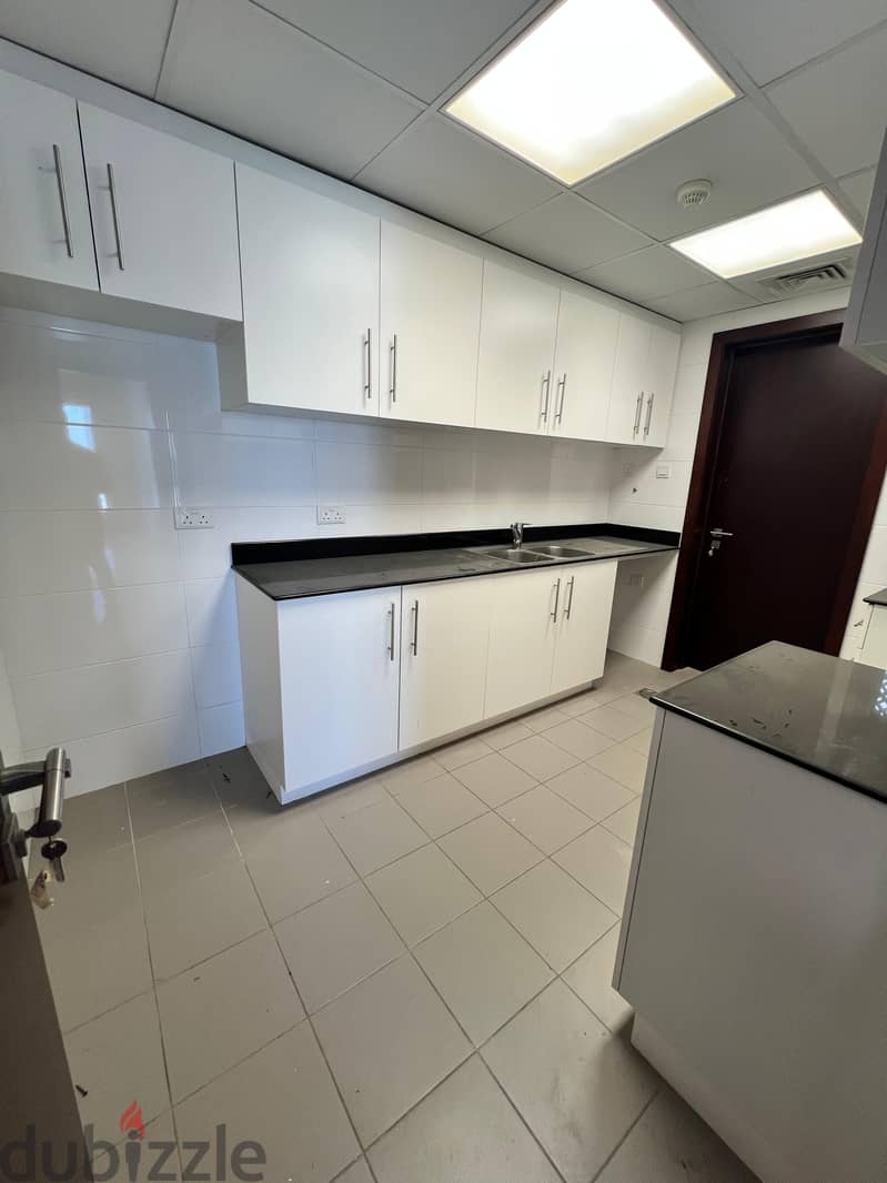 Apartment 1bhk for Sale in  Mawaleh, behind City Centre 83m 1st floor. 3