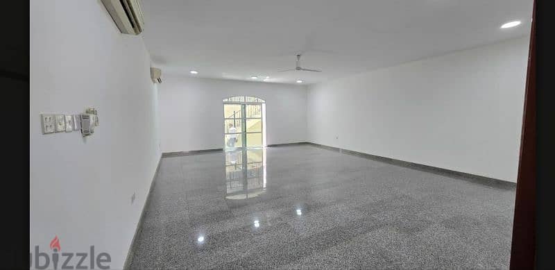 Delux Townhouse 5 bhk Villa for rent in Madinat Qaboos 3