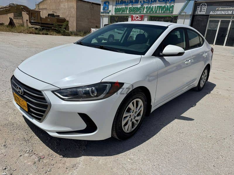 Hyundai Elantra 2018 0