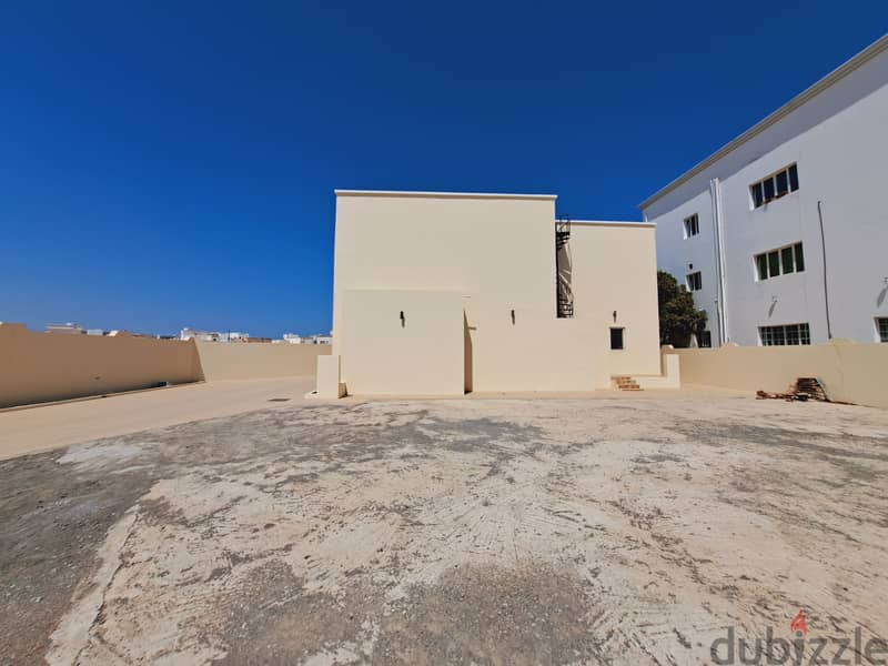 فيلا للايجار المعبيلة /Villa for rent in Maabela 3