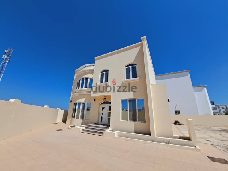 فيلا للايجار المعبيلة /Villa for rent in Maabela 5