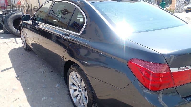 BMW 740 2011 3