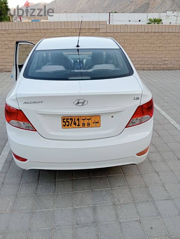 Hyundai Accent 2012 3