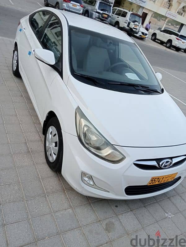 Hyundai Accent 2012 4