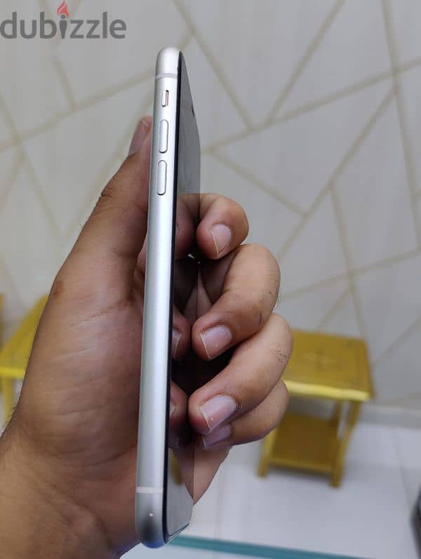 iPhone 11 White Colour For Sale Now 2