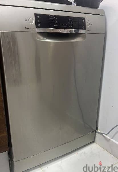 Dishwasher Ac Washiing Machiine and Refrigerator 0