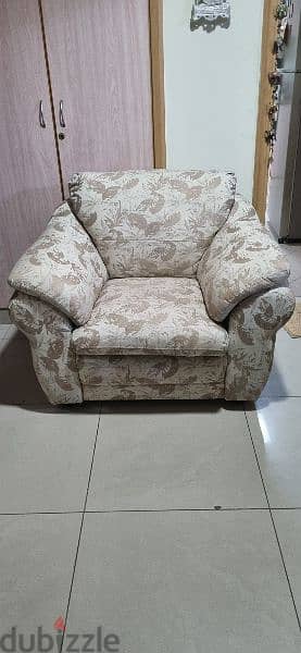 Single Seater Sofa:2Pieces 3