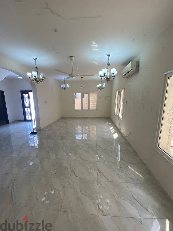 Luxury villa in Sultan Qaboos City فيلا راقيه في مدينه السلطان قابوس 4