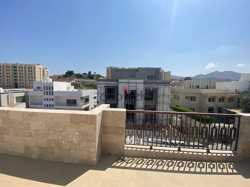 Luxury villa in Sultan Qaboos City فيلا راقيه في مدينه السلطان قابوس 12