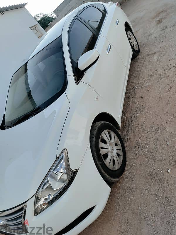 Nissan Sentra2013 5