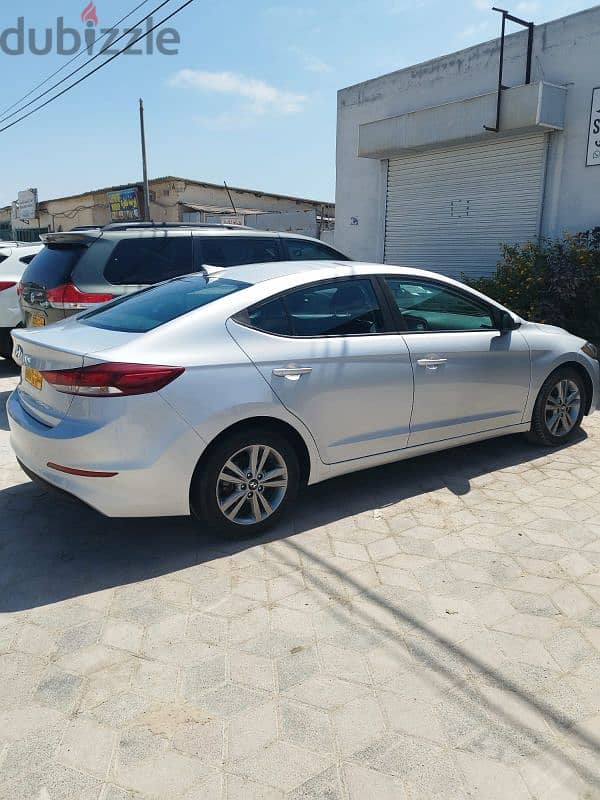 Hyundai Elantra 2018 urgent sell 1