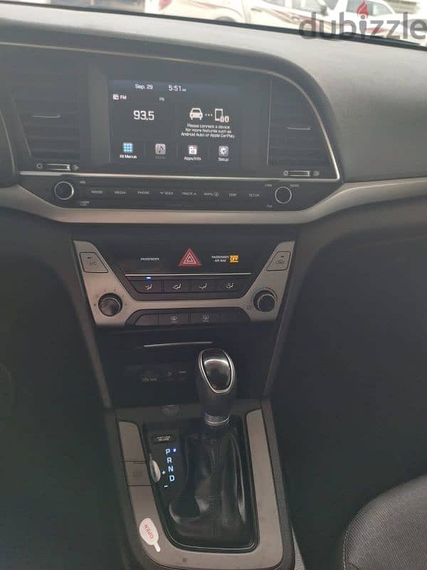 Hyundai Elantra 2018 2