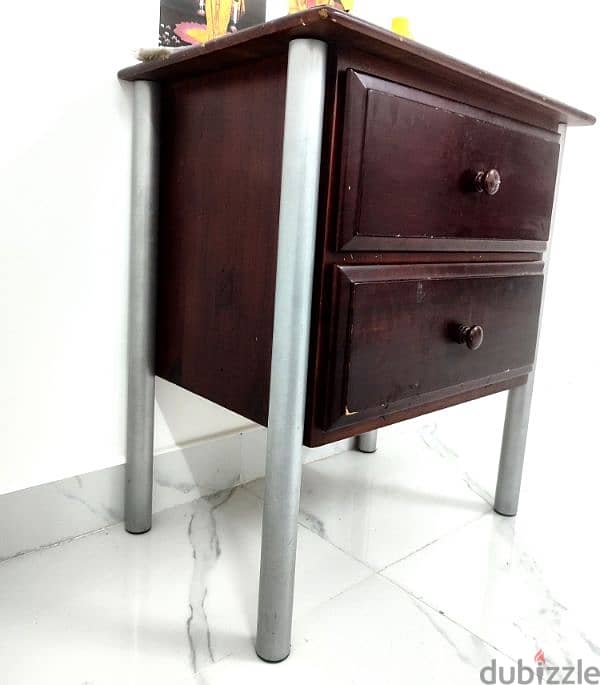 SIDE TABLE FOR URGENT SALE!!! 1