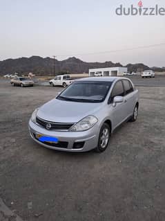 Nissan Tiida 2011 0