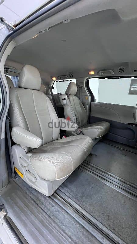 Toyota Sienna 2012 2