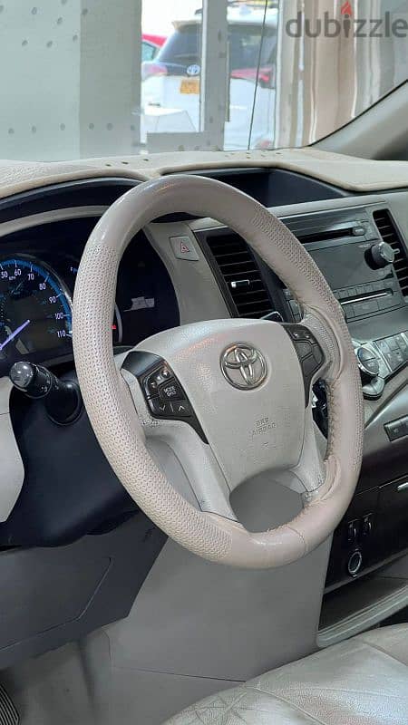 Toyota Sienna 2012 10