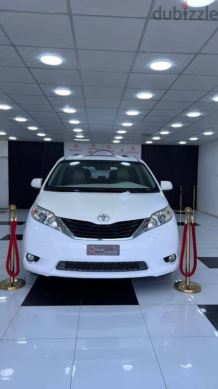 Toyota Sienna 2012 14