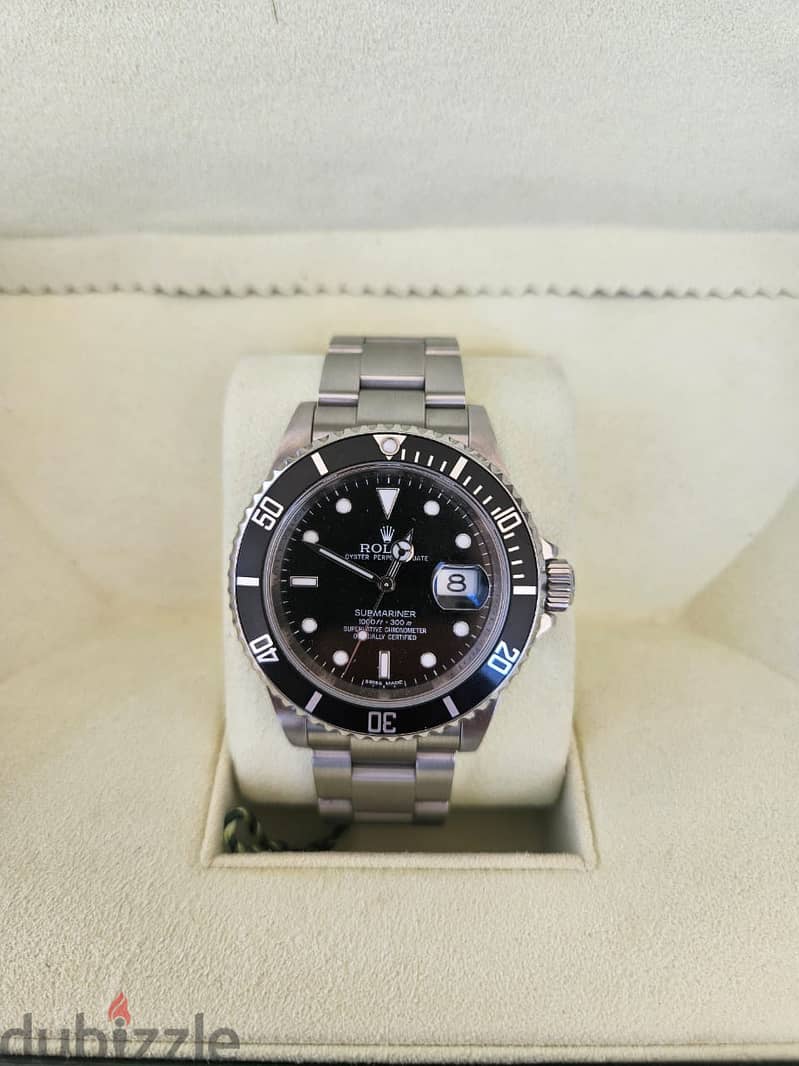 Rolex submariner 16610 FULL SET box and papers 1