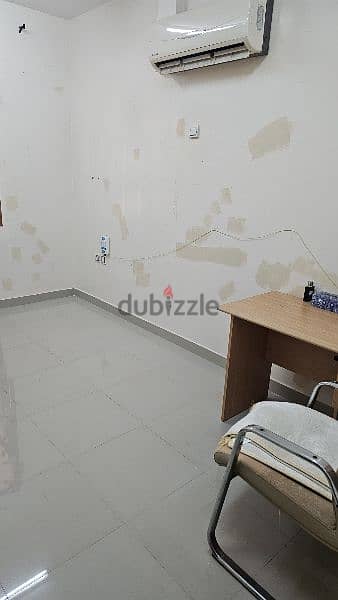 غرفة للإيجار شامل قريب نستو room for rent including everything 3months 1