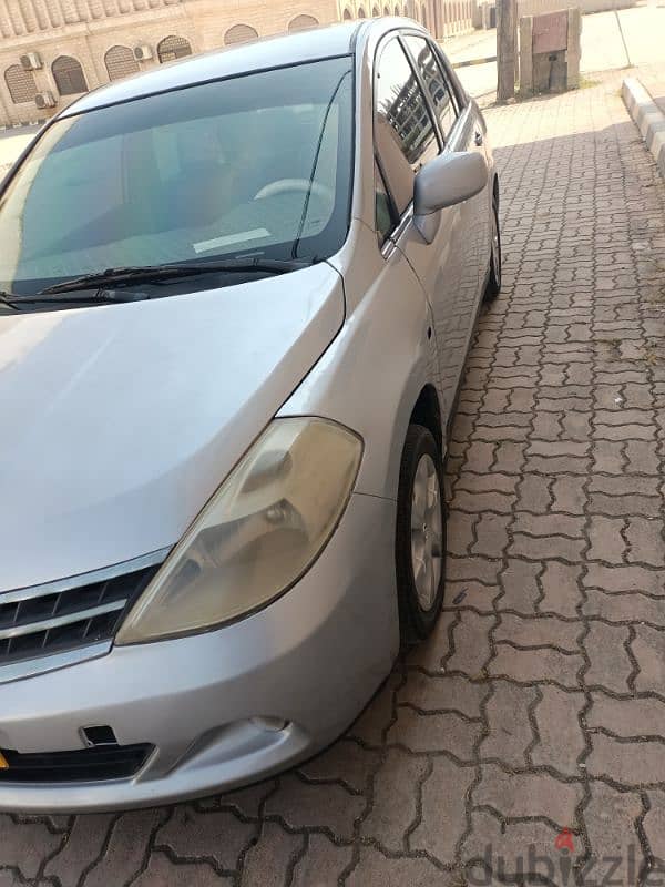 Nissan Tiida 2008 1