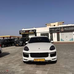 Porsche Cayenne 2016 0