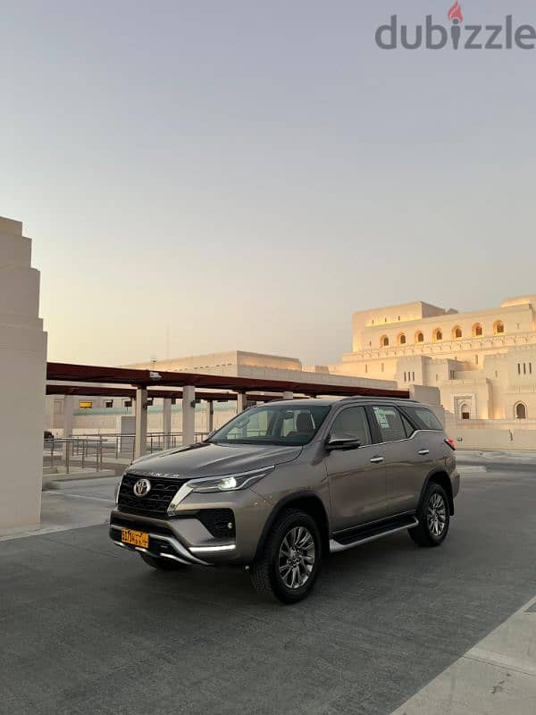 Toyota Fortuner 2023 1