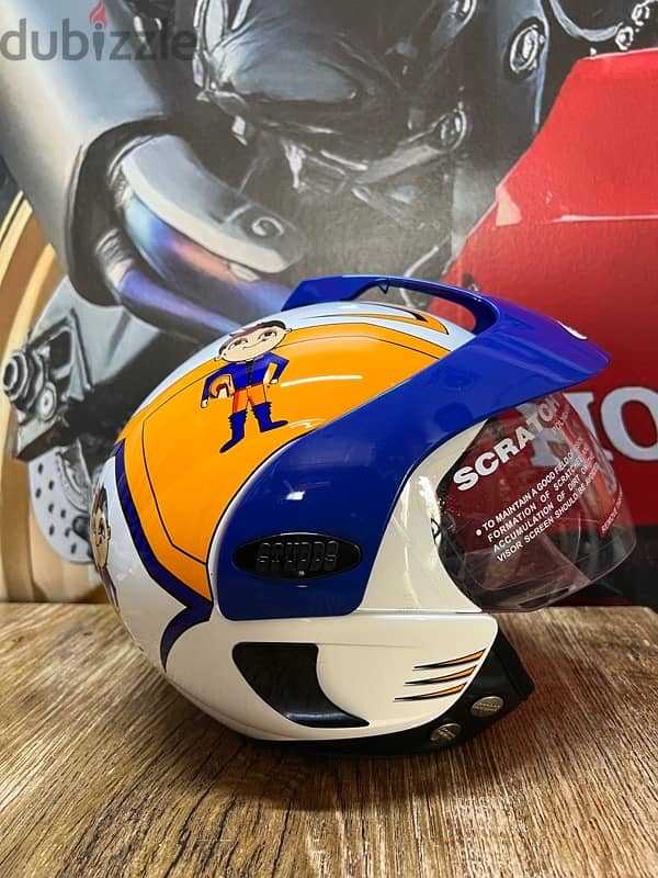 Kids Helmet Studds 4