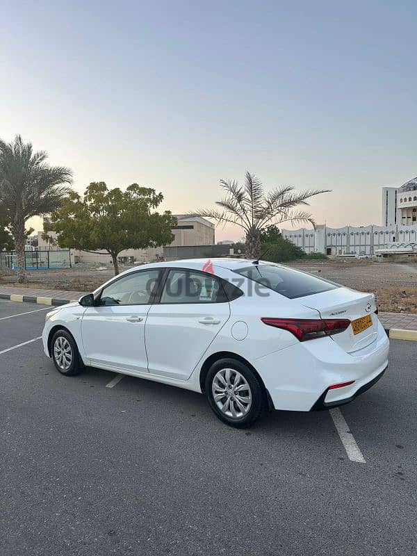 Hyundai Accent 2019 4