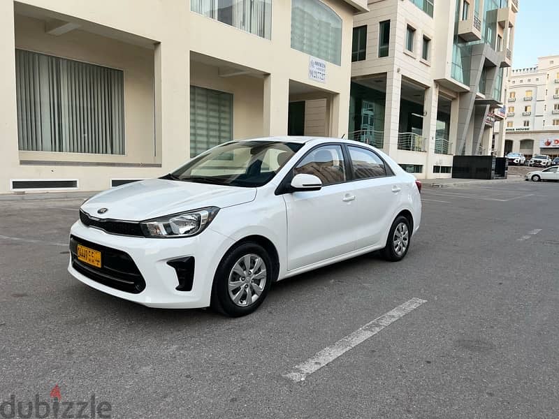 Excellent Condition Kia. 2020 Model. km 98123. Expart used 2