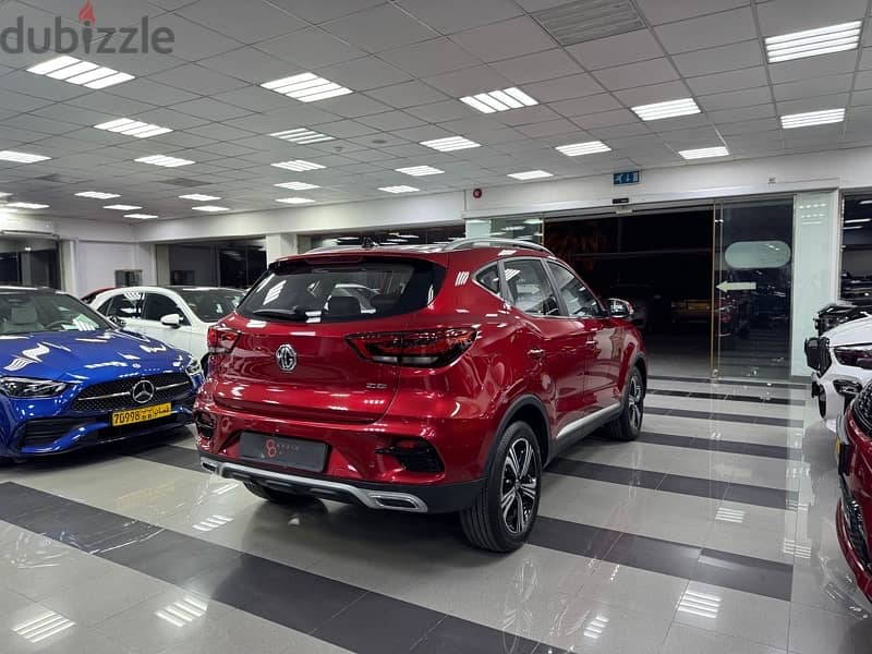 MG ZS 2021 4