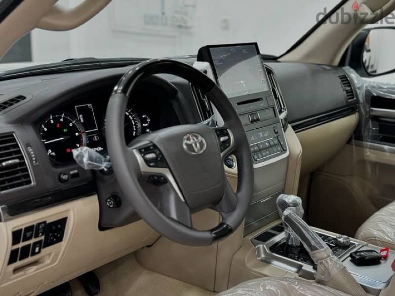 Toyota Land Cruiser 2019 14