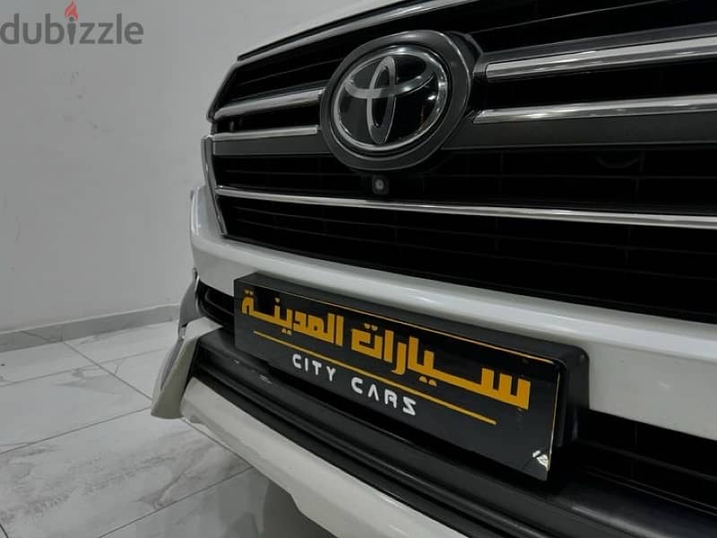 Toyota Land Cruiser 2020 6