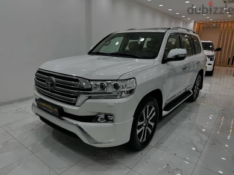 Toyota Land Cruiser 2016 1