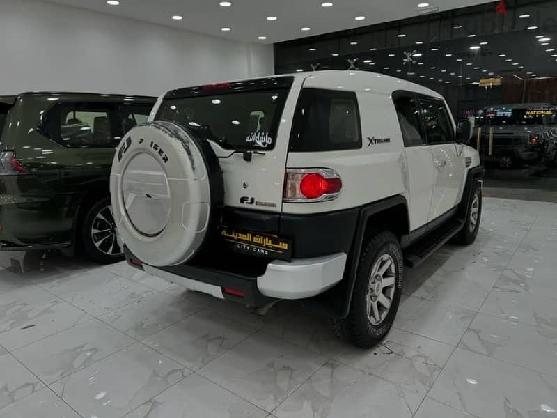 Toyota FJ Cruiser 2018 3